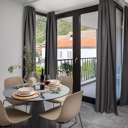 Residence The One - New Komiža المظهر الخارجي الصورة